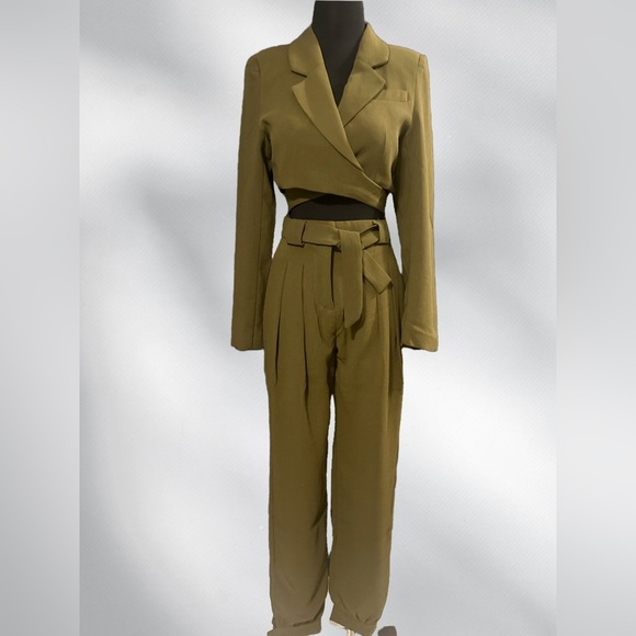 Torn by Ronny Kobo Jackets & Blazers - Torn by Ronny Kobo cropped blazer set
